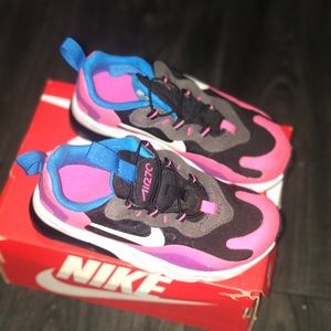 Nike 270 kids toddler pink girl sneakers size 10